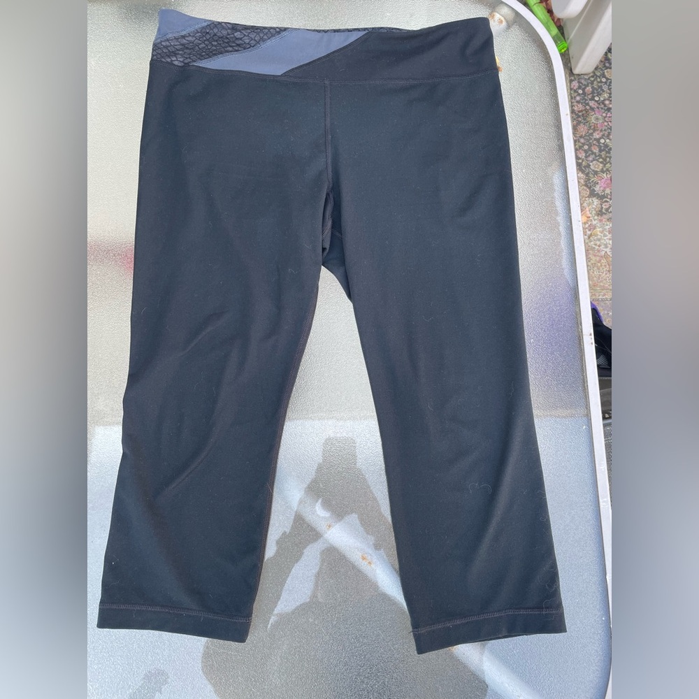 Under Armour Charcoal Gray Leggings
